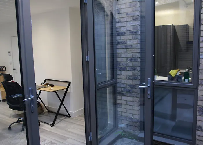 Brand New Greenwich House-Heart Of London-Great Connections To Central London